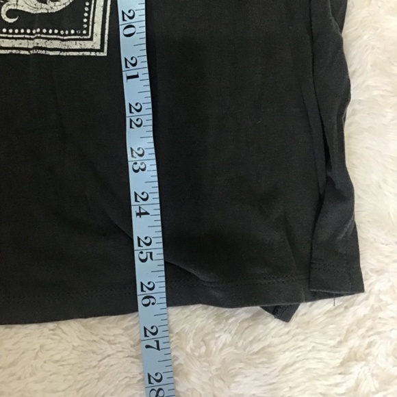 Arula Women Size Med Boyfriend T-Shirt Washed Black Nashville Country Music Boho - Picture 8 of 8